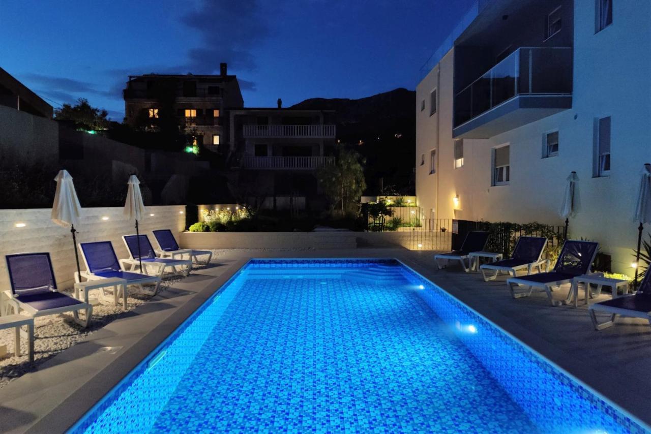 R&R Residence Podstrana Kültér fotó
